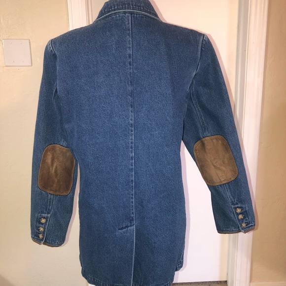 Jacket - Picture 2 of 4
